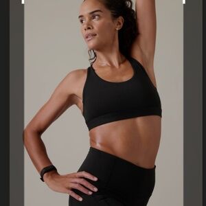 Athleta Ultimate Sports Racerback Bra in Black Size XS